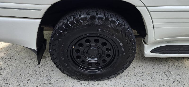 Used 2003 Lexus LX 470 4WD image 11