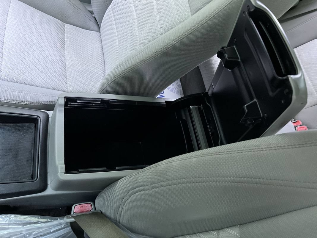 Used 2017 Toyota Camry LE FWD image 25