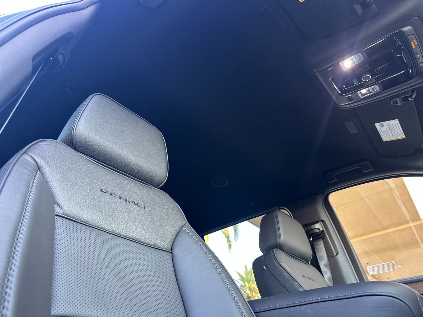 New 2026 GMC Yukon XL Denali AWD/4WD image 18