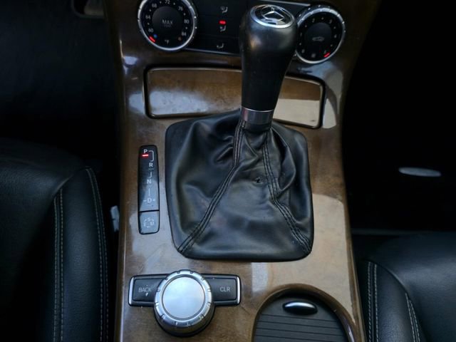 Used 2015 Mercedes-Benz SLK 350 image 27