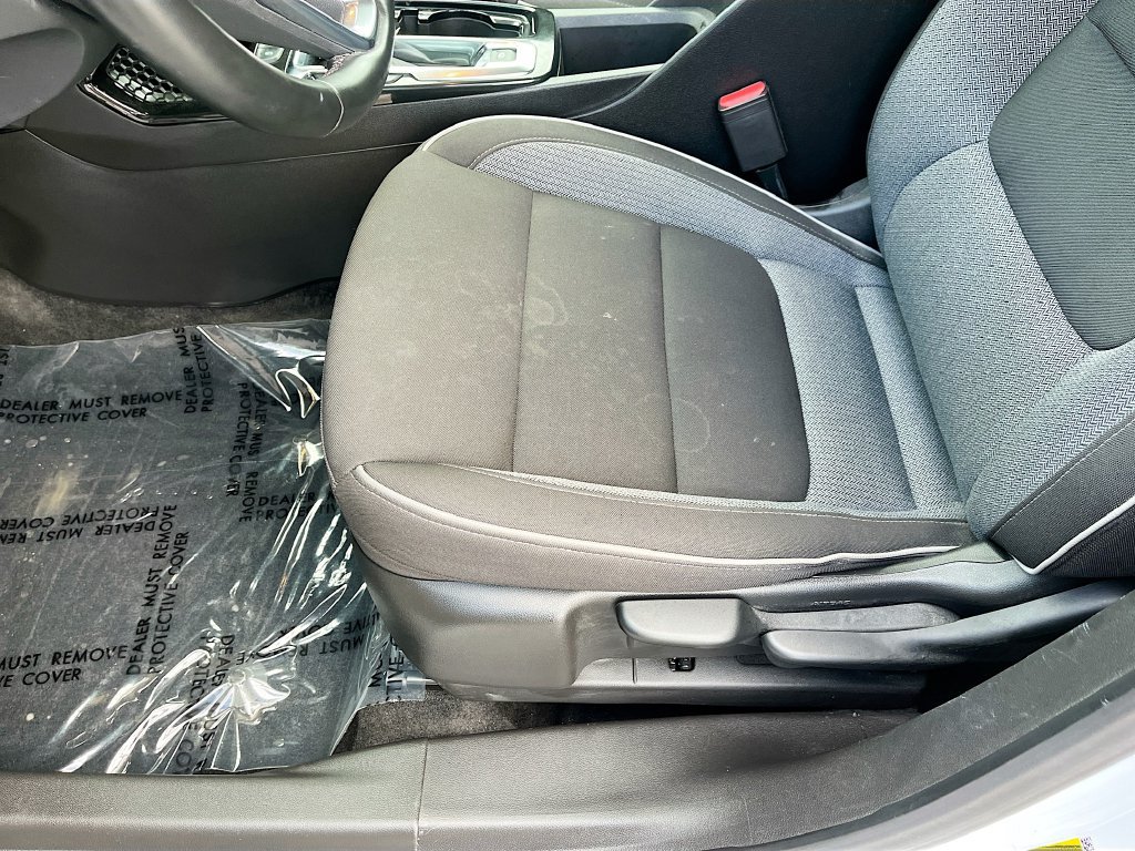 Used 2025 Chevrolet TrailBlazer LT w/ LT Cold Weather Package FWD image 18