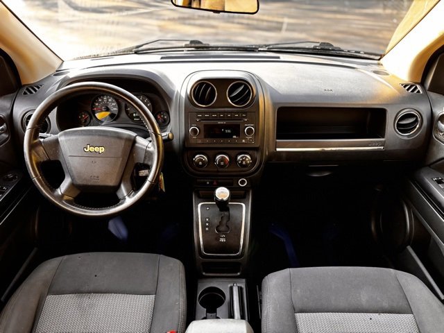 Used 2010 Jeep Compass Sport image 14