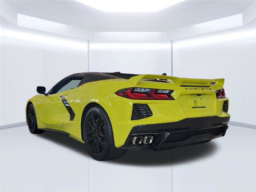 Used 2024 Chevrolet Corvette Stingray Preferred Conv w/ Z51 Performance Package RWD image 9