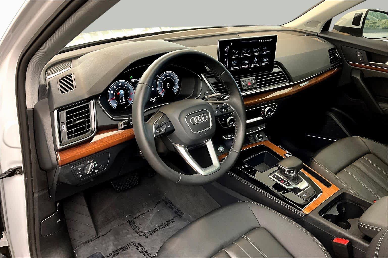 Certified 2023 Audi Q5 2.0T Premium Plus w/ Premium Plus Package AWD/4WD image 18