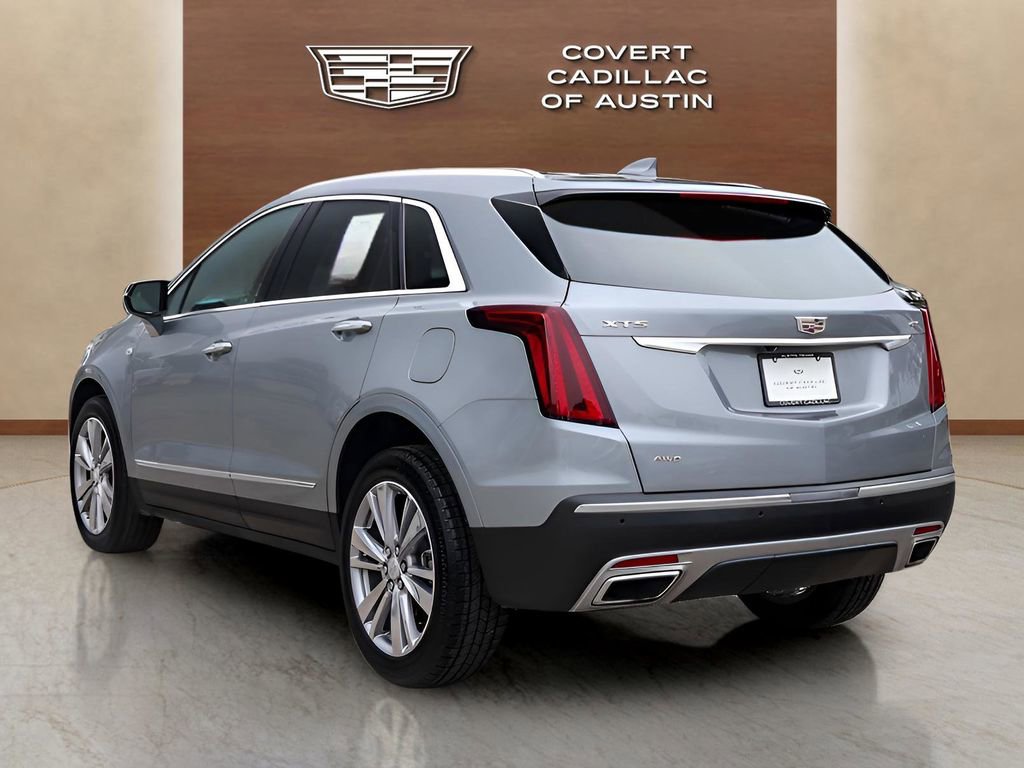 Used 2024 Cadillac XT5 Premium Luxury image 3