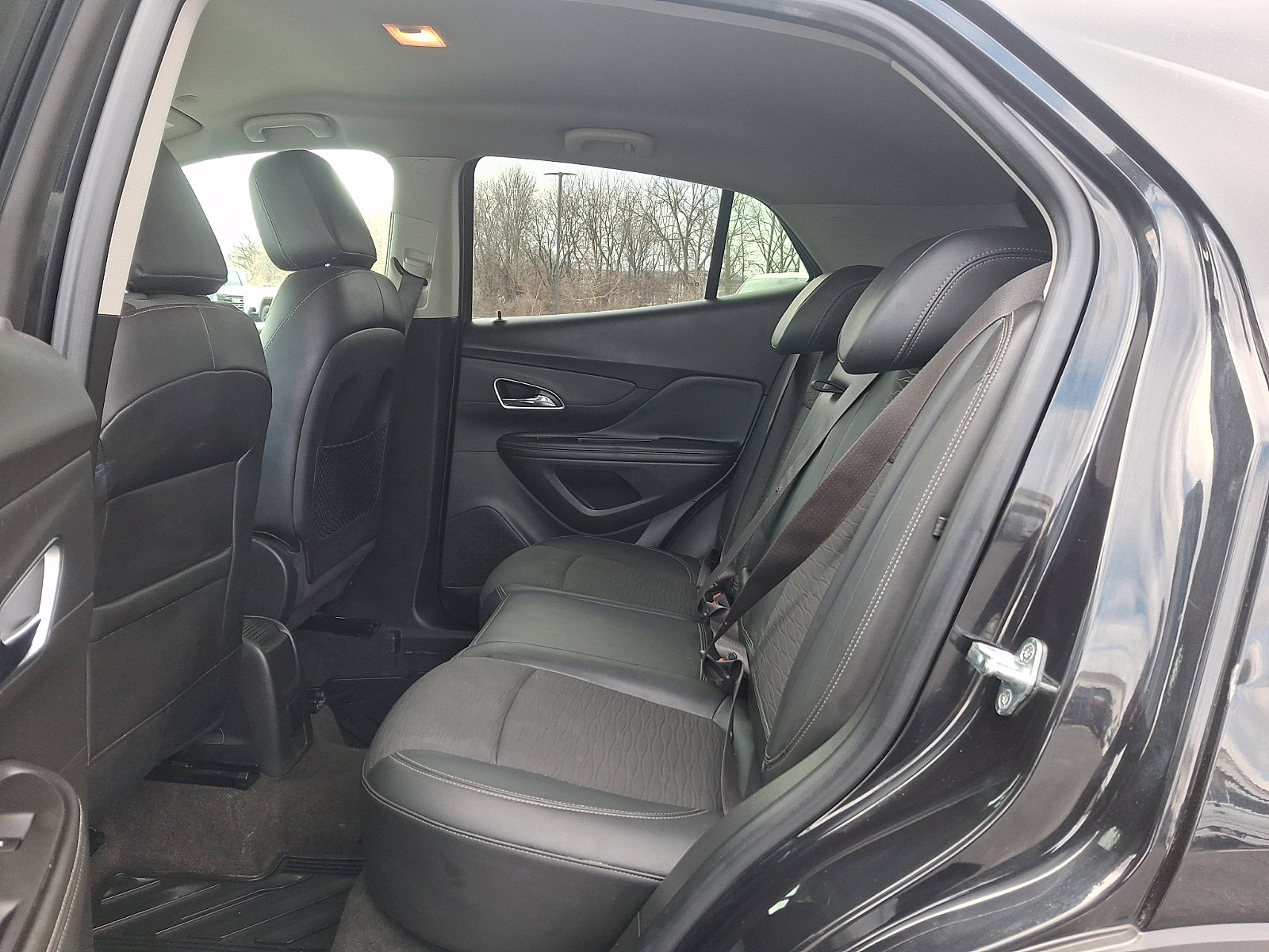 Used 2016 Buick Encore FWD image 11