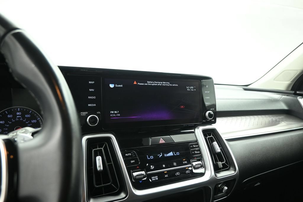 Used 2022 Kia Sorento EX FWD image 13