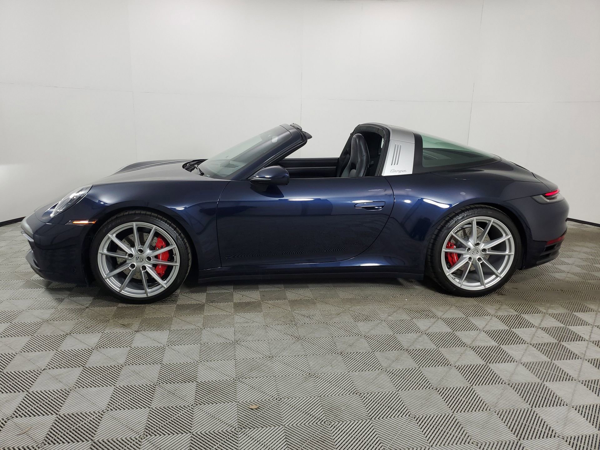 Used 2022 Porsche 911 Targa 4S image 6