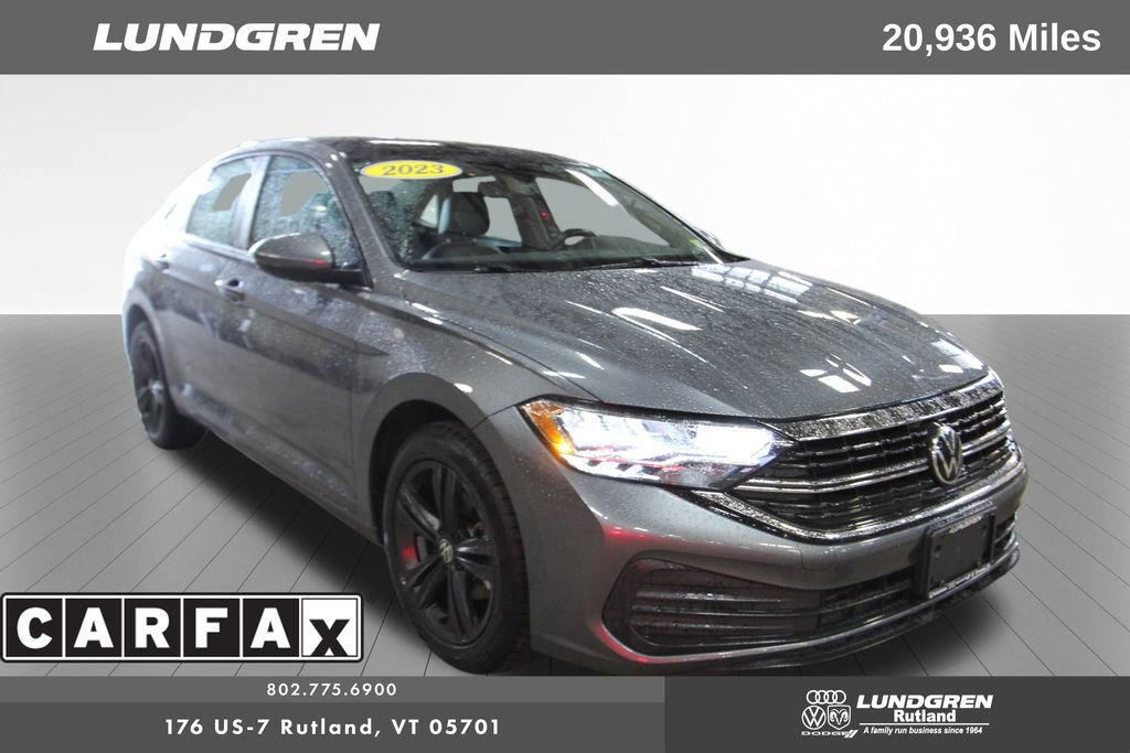Used 2023 Volkswagen Jetta SE w/ Panoramic Sunroof Package FWD image 1