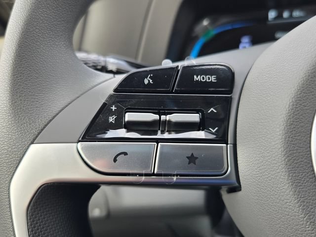 New 2026 Hyundai Elantra SE FWD image 13