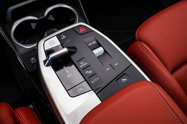 New 2027 BMW X1 xDrive28i AWD/4WD image 18