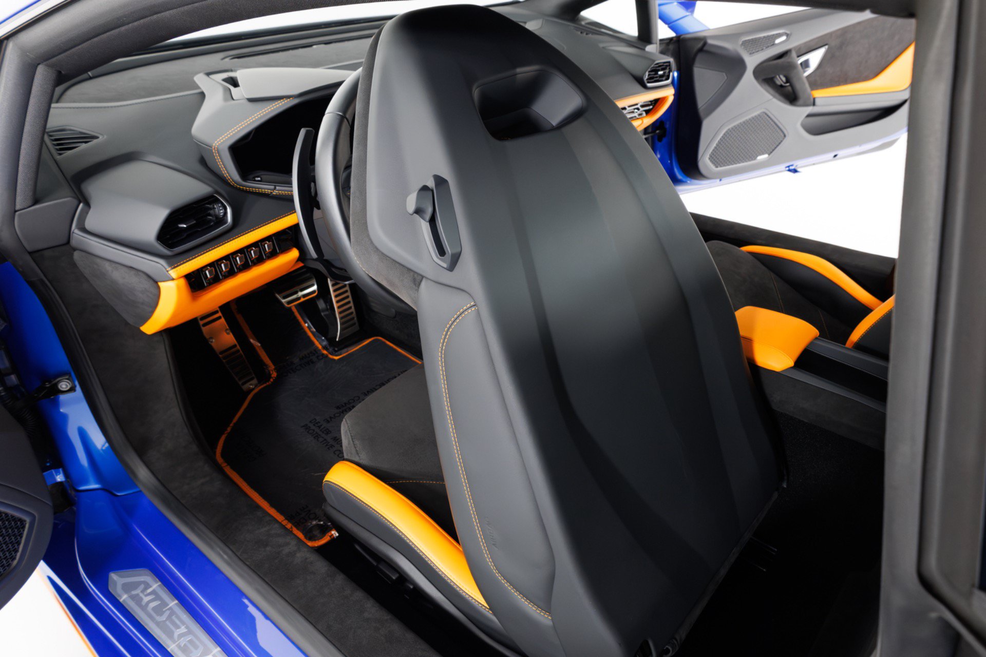 Used 2023 Lamborghini Huracan Tecnica RWD image 50