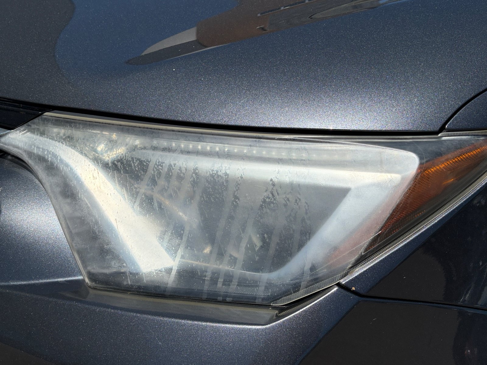 Used 2016 Toyota RAV4 LE AWD/4WD image 9