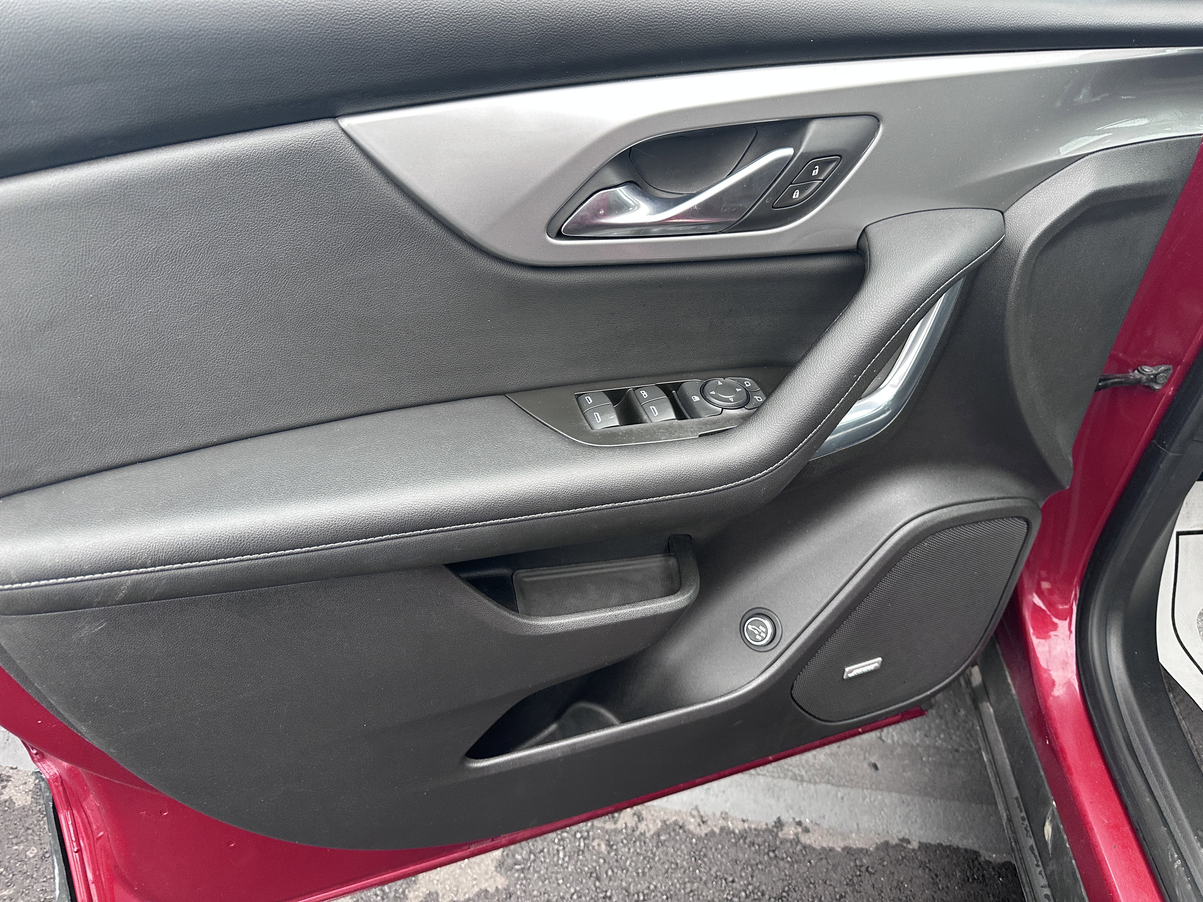 Used 2019 Chevrolet Blazer LT w/ Sun and Wheels Package image 14