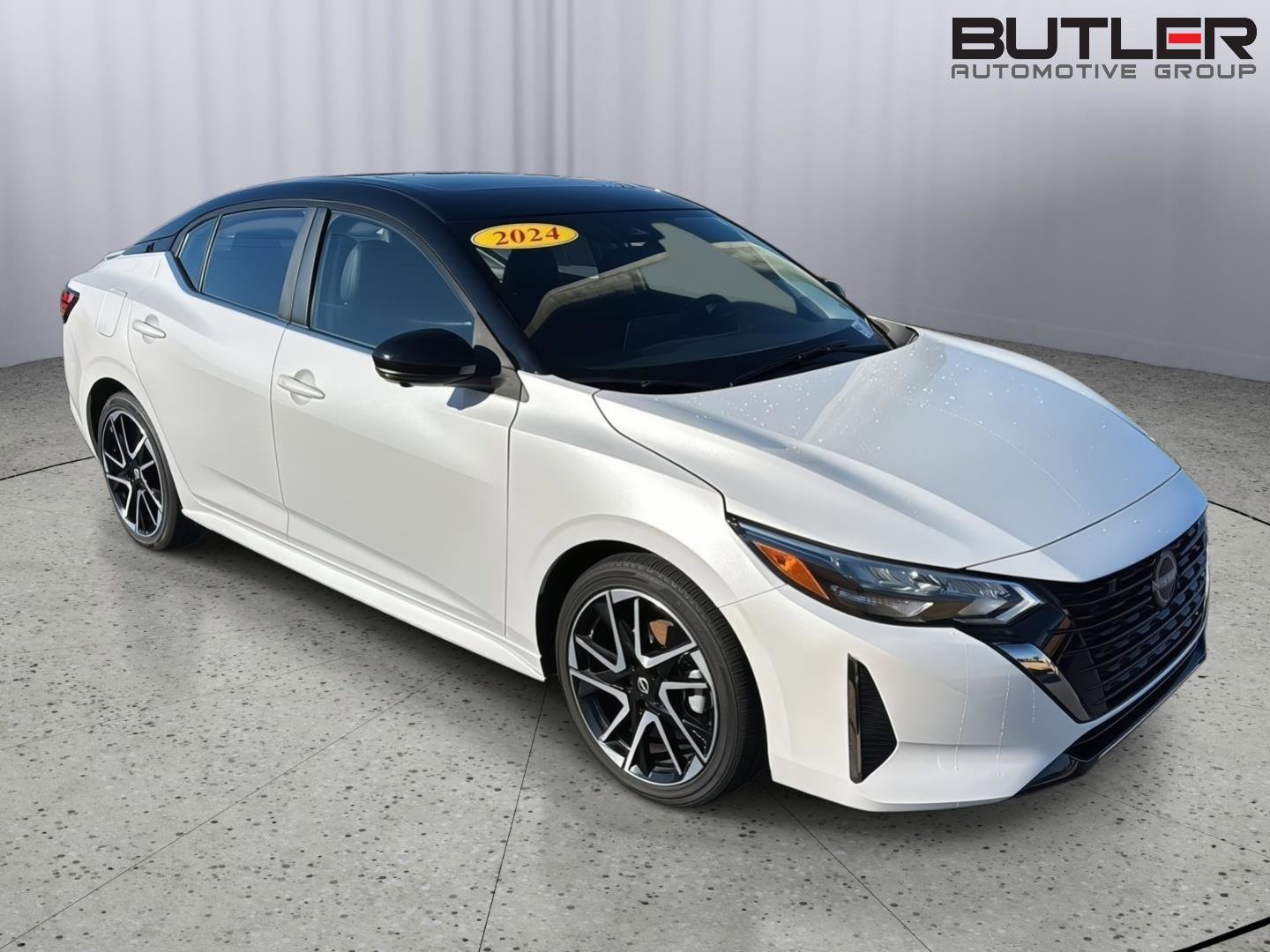 Used 2024 Nissan Sentra SR w/ SR Premium Package image 6