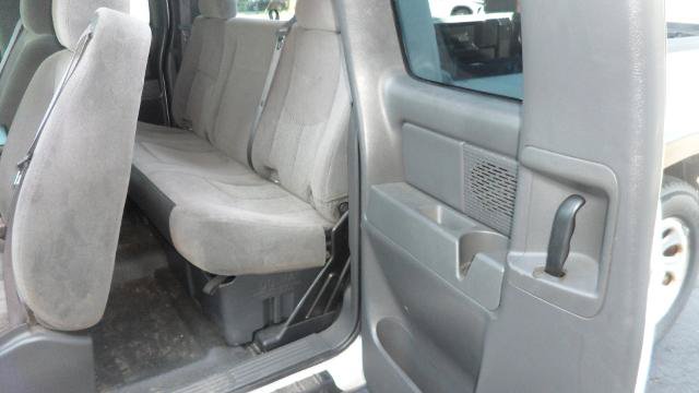 Used 2006 Chevrolet Silverado 1500 W/T RWD image 17