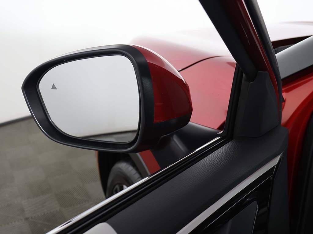 New 2025 Mitsubishi Outlander SE image 36