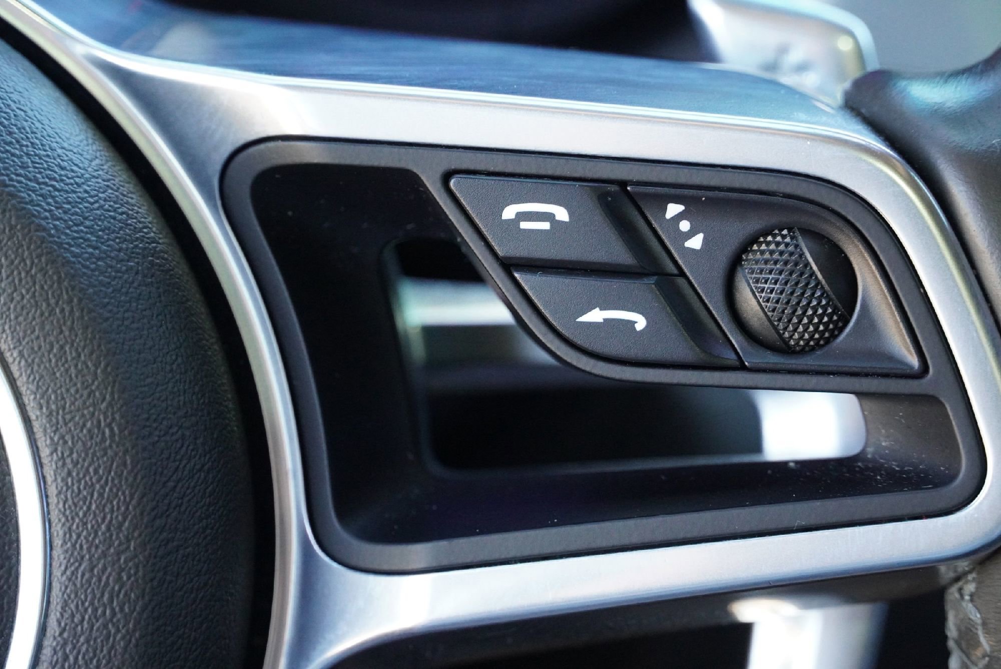 Used 2018 Porsche Macan Turbo image 17