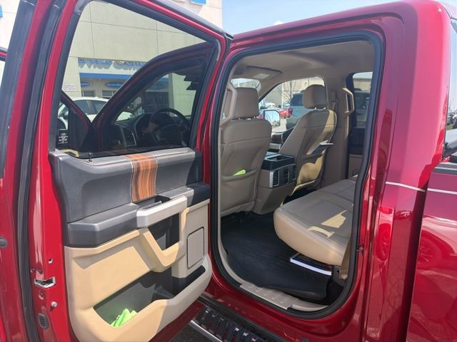 Used 2015 Ford F150 Lariat w/ Equipment Group 502A Luxury image 8