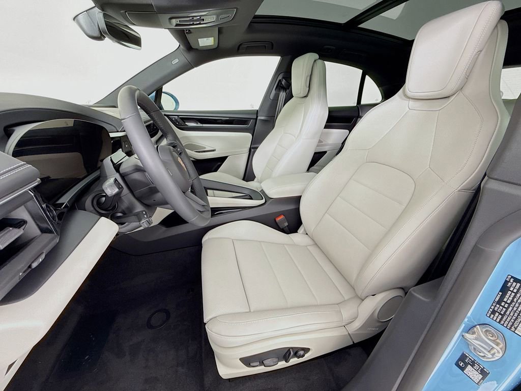 New 2026 Porsche Macan Electric image 5