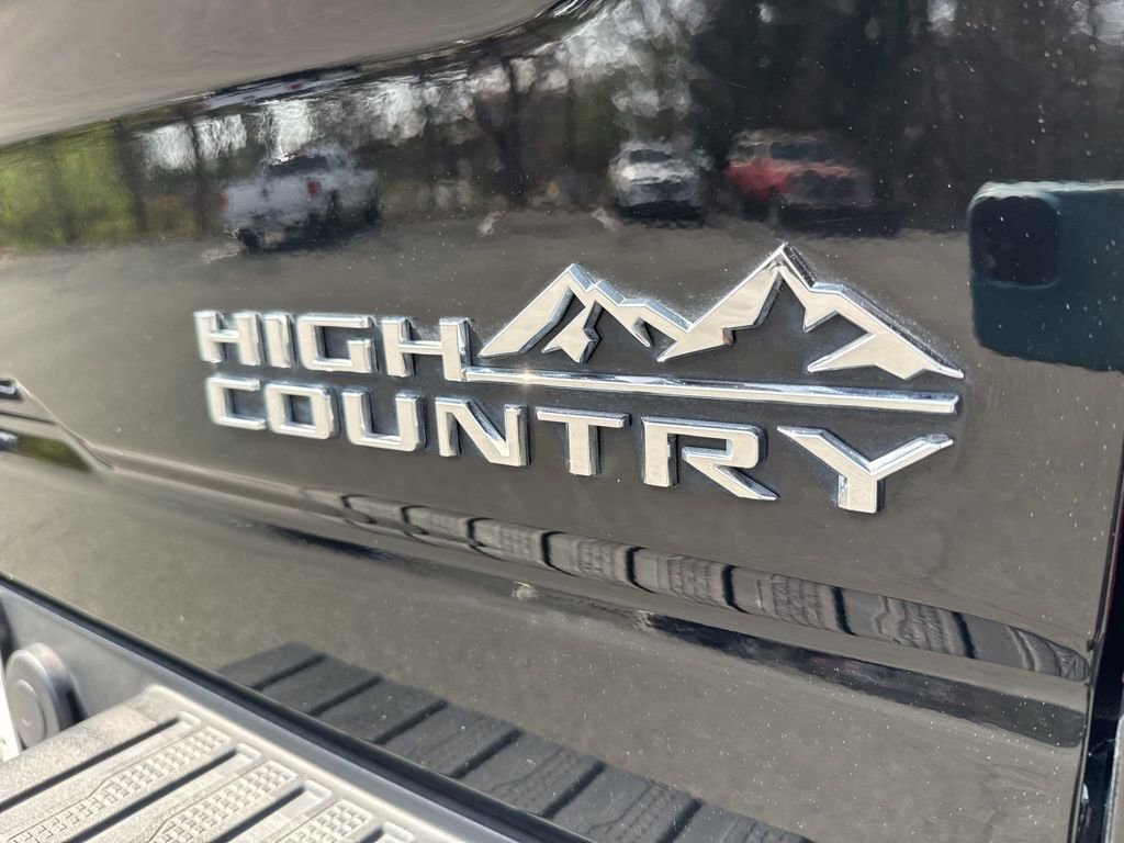 Used 2023 Chevrolet Silverado 2500 High Country w/ LPO, Hitch Package image 10