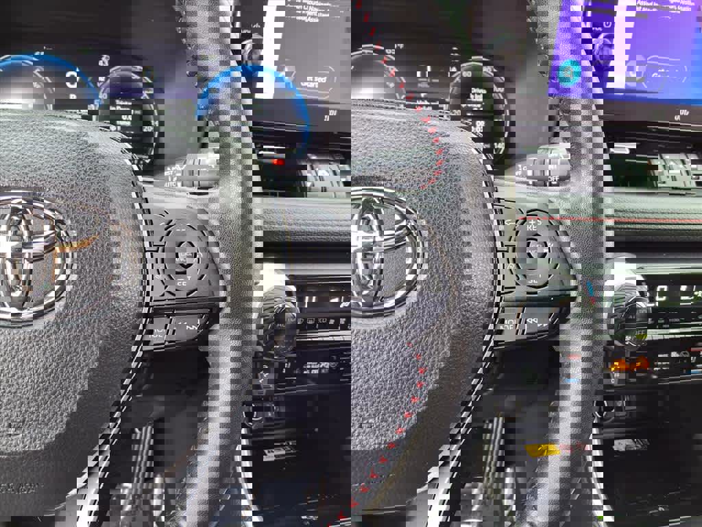 Used 2023 Toyota RAV4 XSE image 11