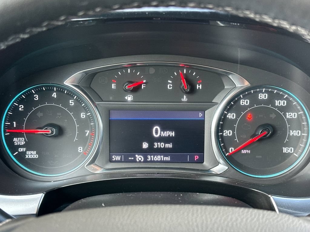 Used 2023 Chevrolet Traverse LT FWD image 24