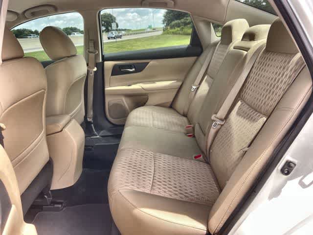 Used 2016 Nissan Altima 2.5 S w/ Power Driver Seat Package FWD image 14