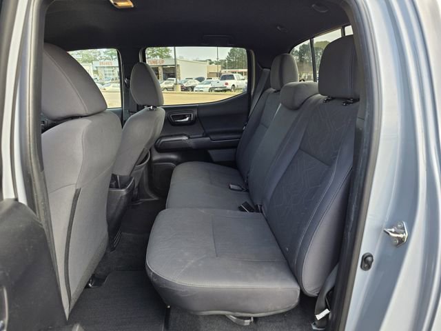 Used 2019 Toyota Tacoma TRD Off-Road w/ Technology Package image 13