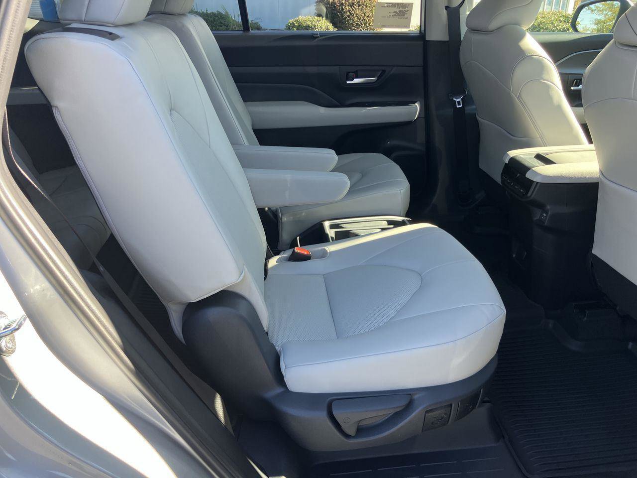 New 2026 Toyota Grand Highlander XLE image 11