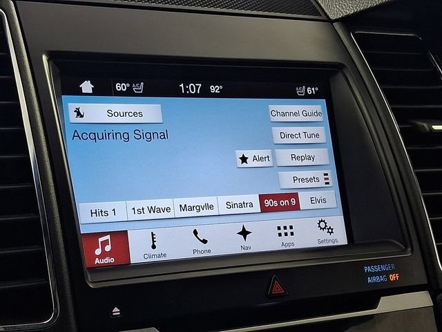 Used 2016 Ford Taurus Limited w/ Equipment Group 301A FWD image 22