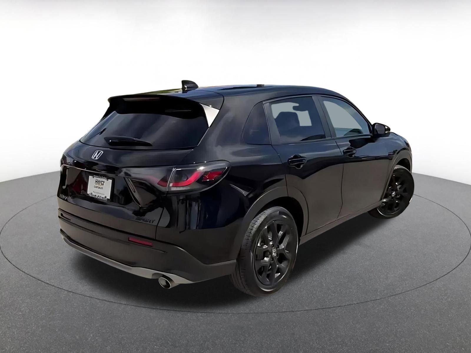 Used 2025 Honda HR-V Sport image 14