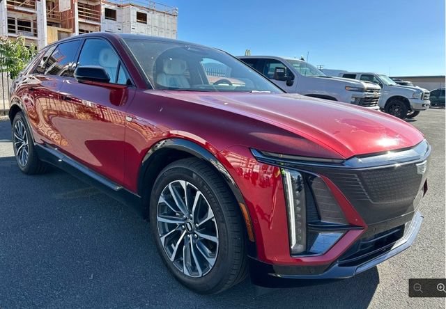 Used 2024 Cadillac Lyriq Sport w/ LPO, Floor Liner Package AWD/4WD image 2