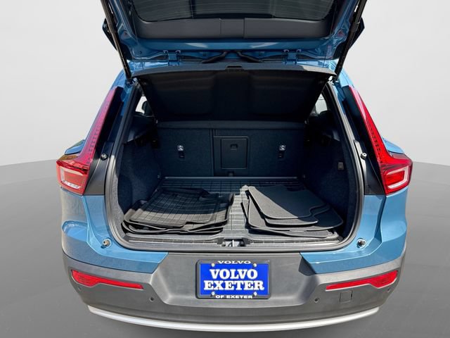 Certified 2024 Volvo XC40 B5 Core AWD/4WD image 24