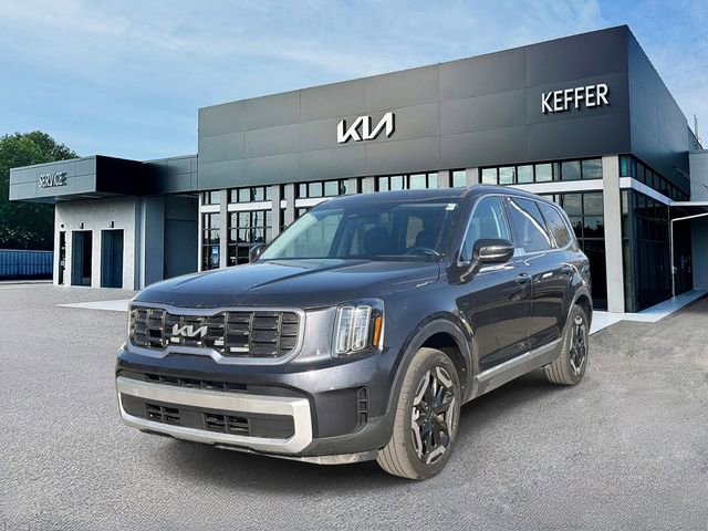 Certified 2025 Kia Telluride S image 4