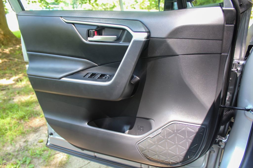 Used 2024 Toyota RAV4 XLE image 14