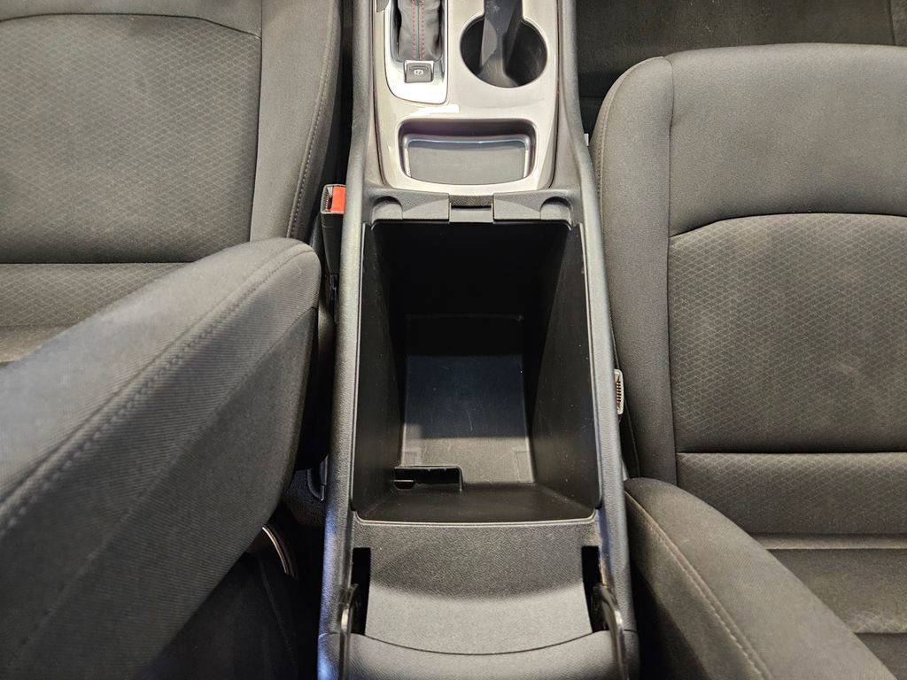 Used 2022 Chevrolet Malibu RS image 21