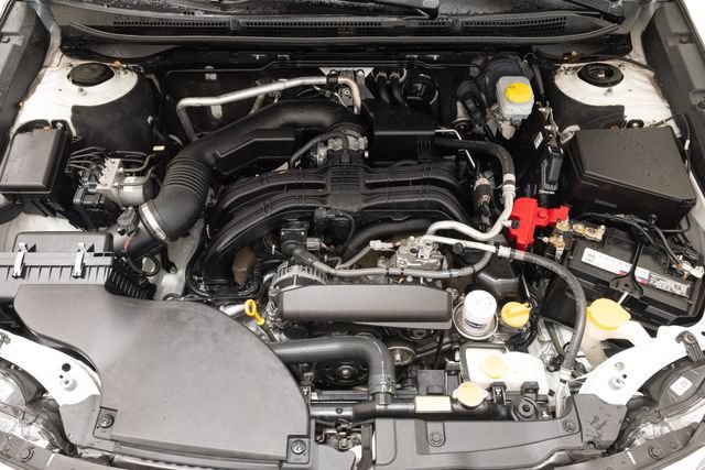 Used 2024 Subaru Outback Premium AWD/4WD image 3