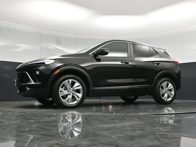 Used 2025 Buick Encore GX Preferred AWD/4WD image 55