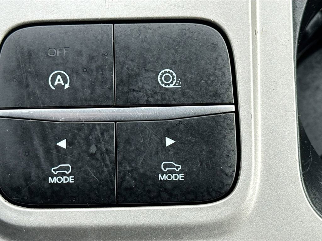 Used 2021 Ford Explorer Base image 21