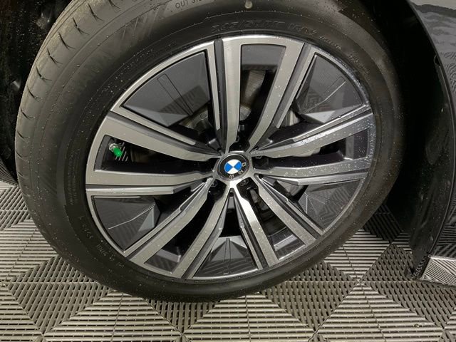 Used 2024 BMW i7 eDrive50 image 51