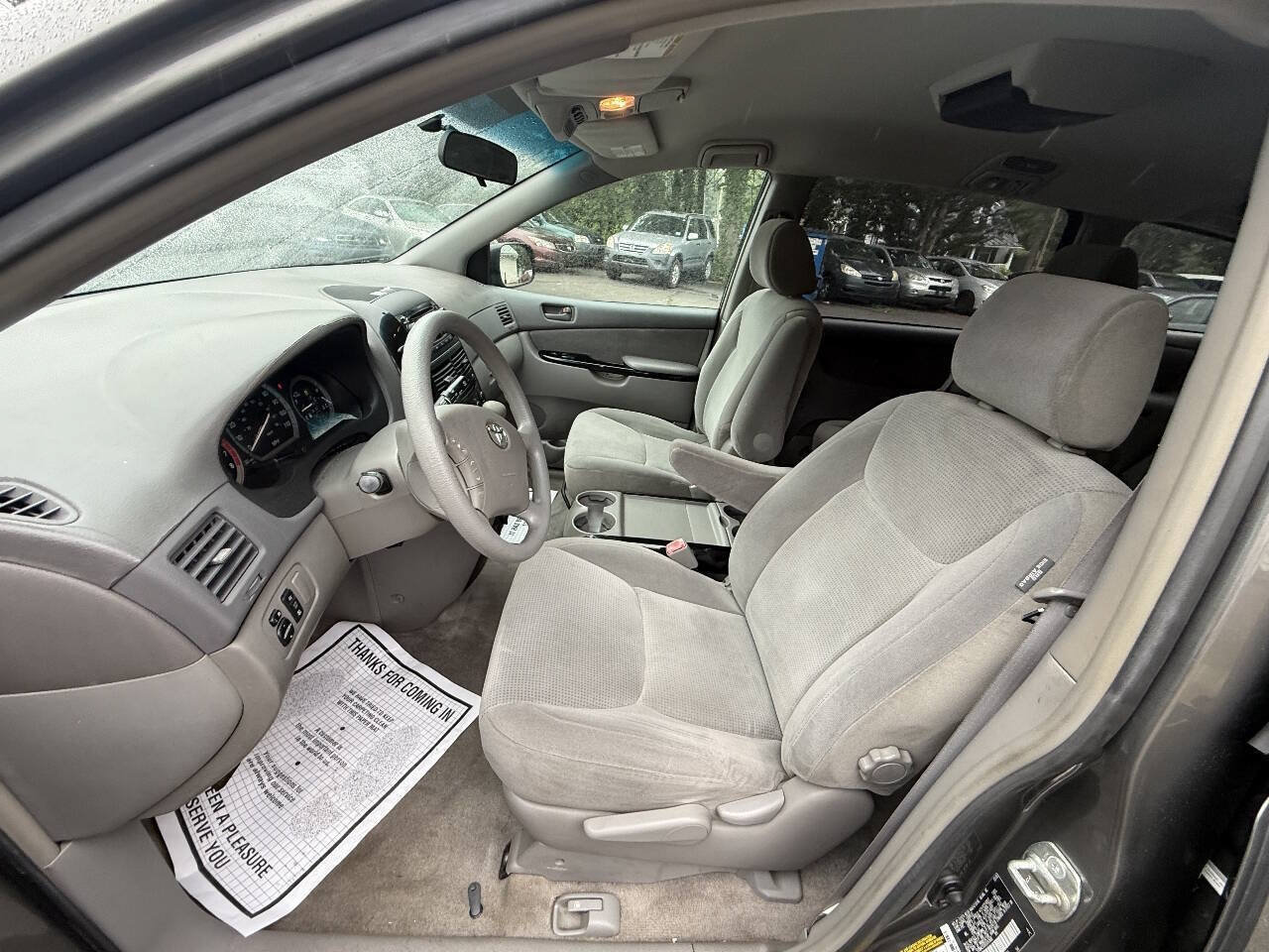 Used 2005 Toyota Sienna LE AWD/4WD image 10