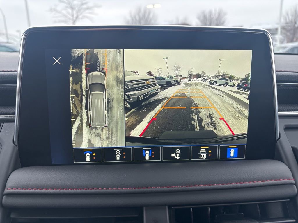 Used 2024 Chevrolet Suburban RST w/ Sport Performance Package image 29