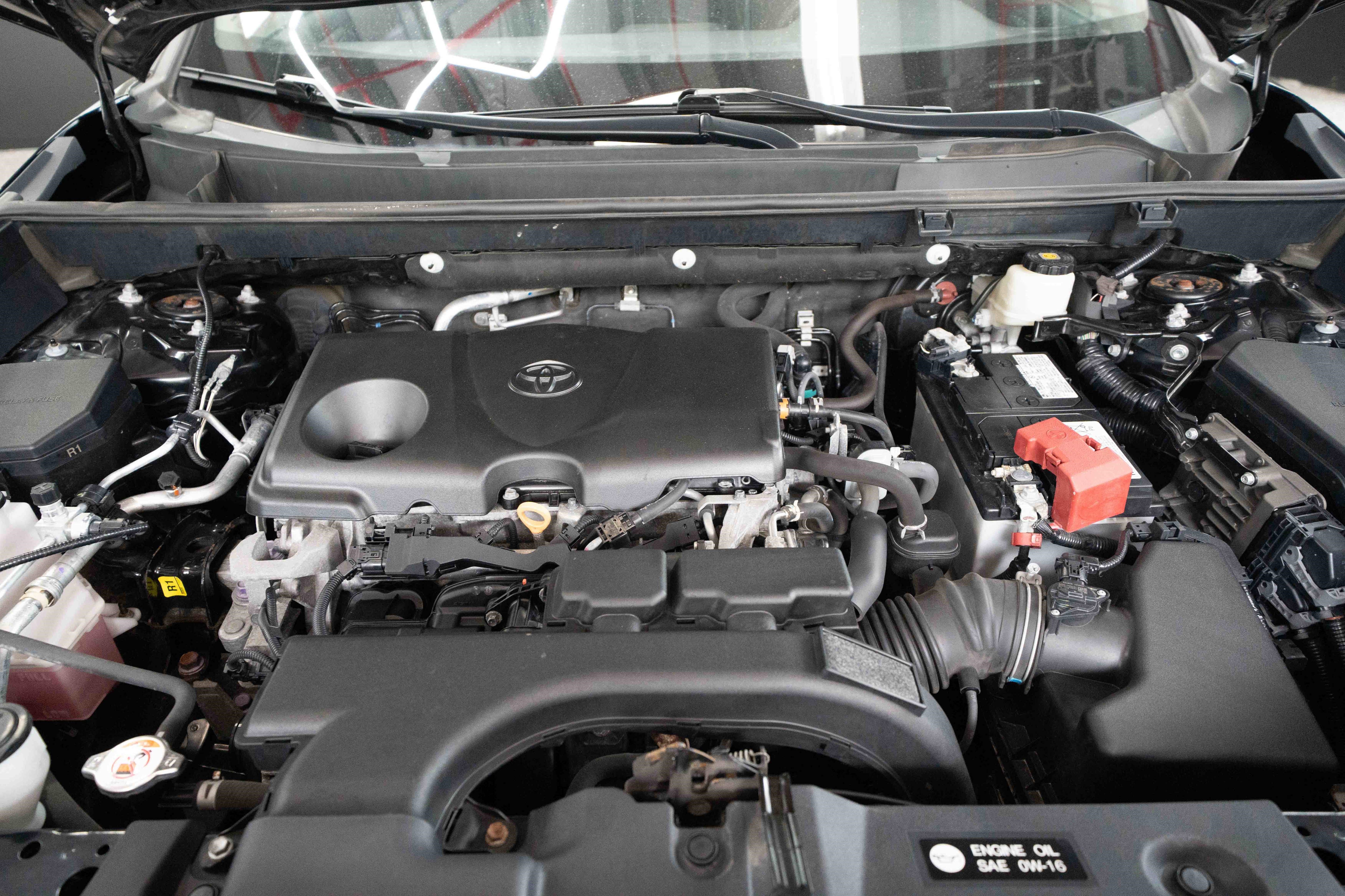 Used 2020 Toyota RAV4 XLE w/ Convenience Package AWD/4WD image 32