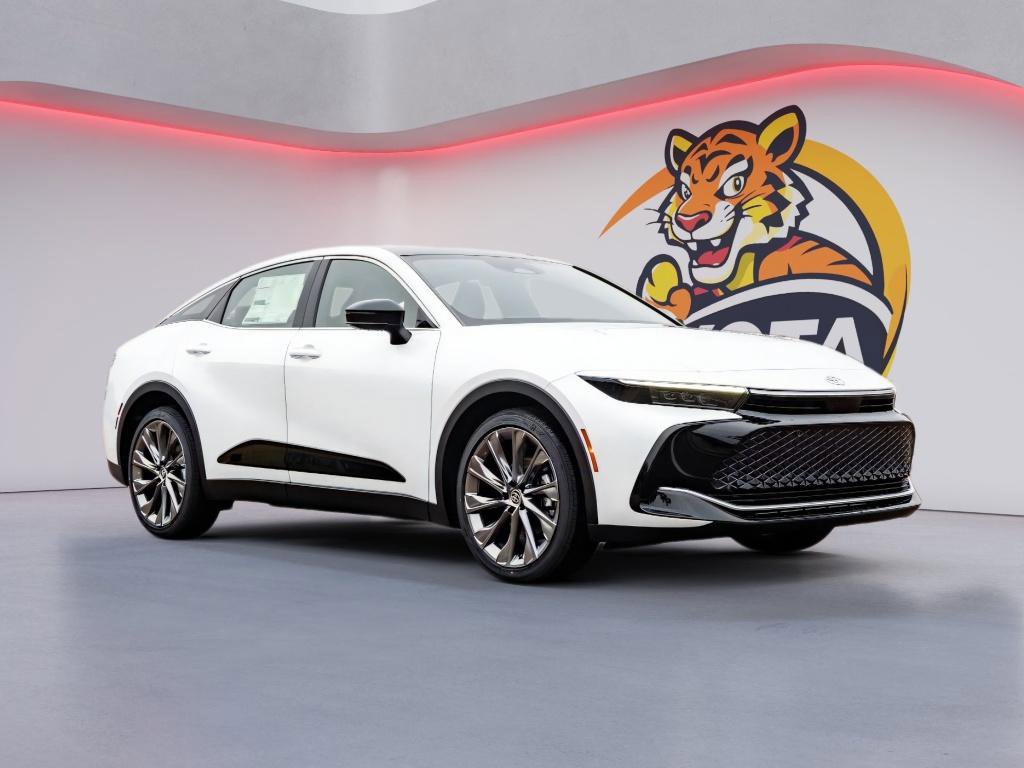 New 2026 Toyota Crown Limited image 3