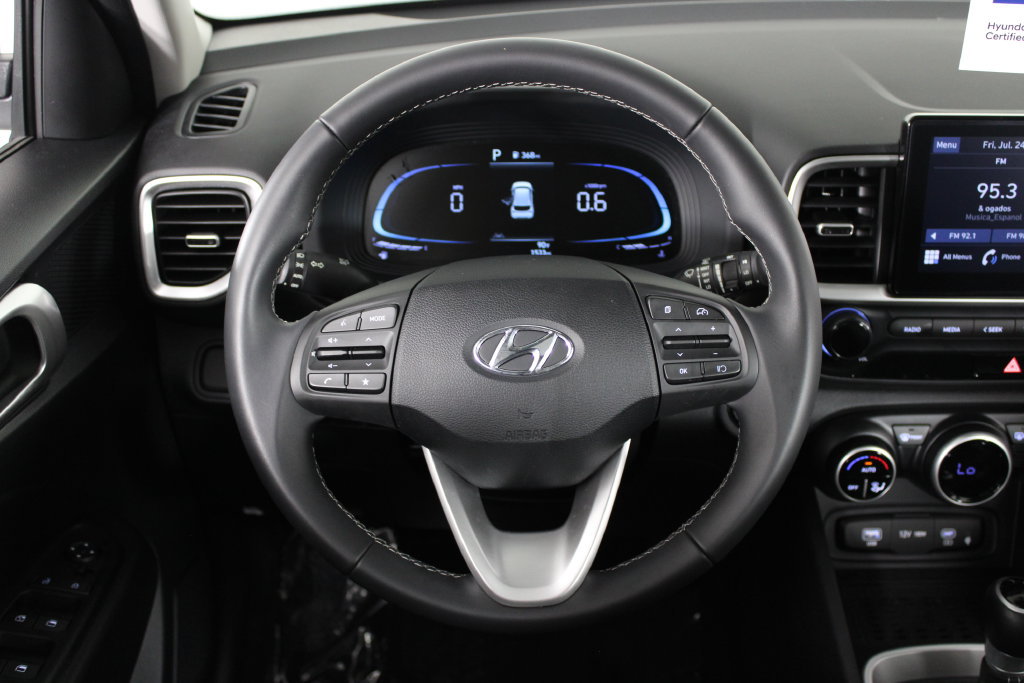 Certified 2026 Hyundai Venue SEL FWD image 20