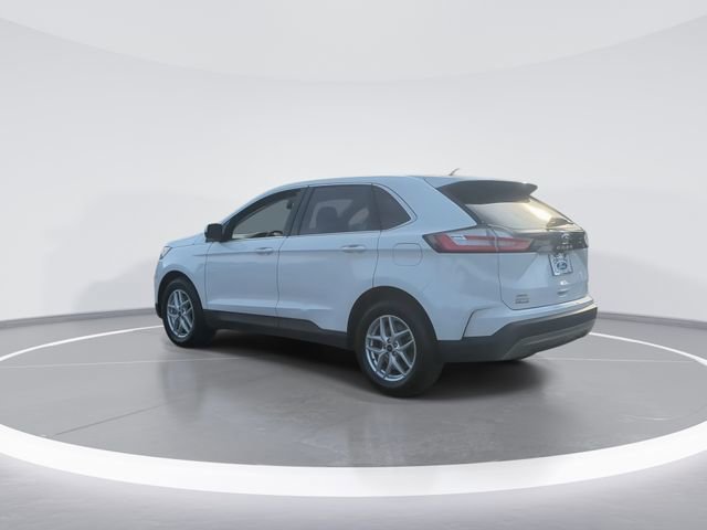 Used 2024 Ford Edge SEL AWD/4WD image 6