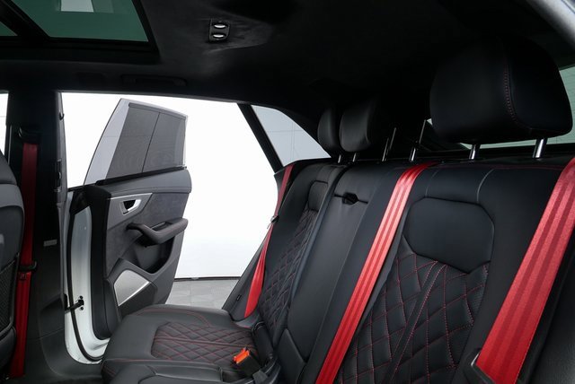 New 2026 Audi SQ8 Prestige image 16