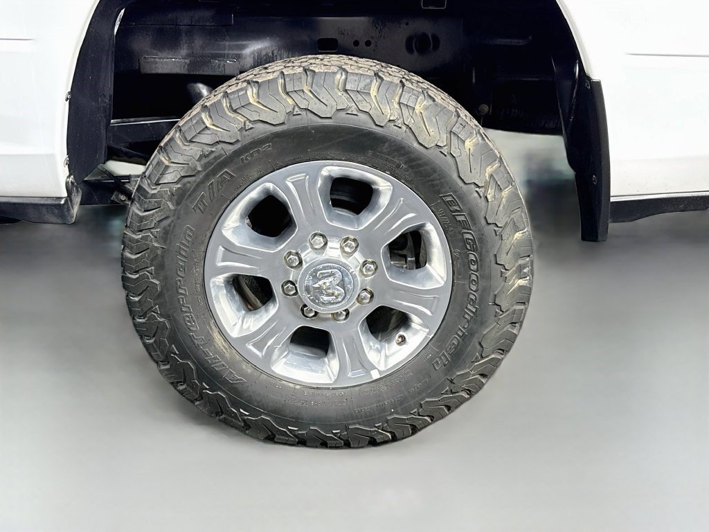 Used 2022 RAM 2500 Big Horn w/ Level 1 Equipment Group AWD/4WD image 35