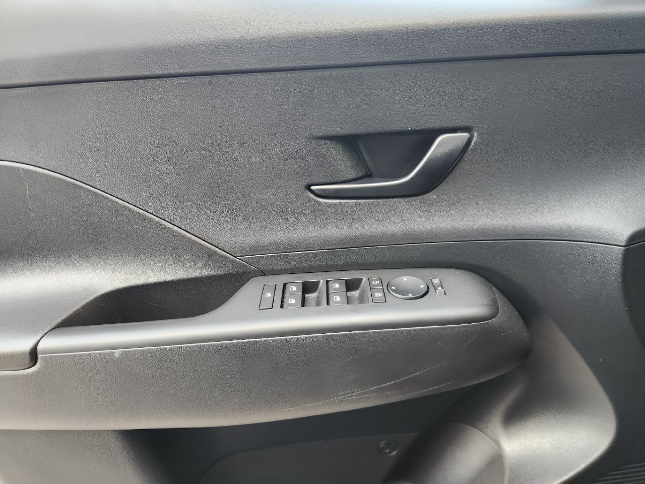 Used 2026 Hyundai Kona SE FWD image 21